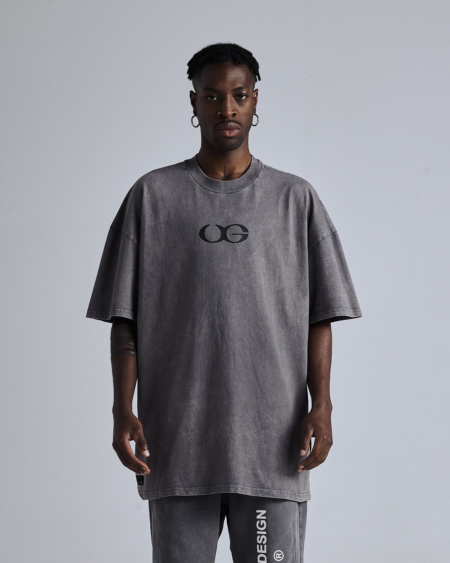 T-SHIRT UNDERGOLD NOVA MONOGRAM VINTAGE DARK GRAY