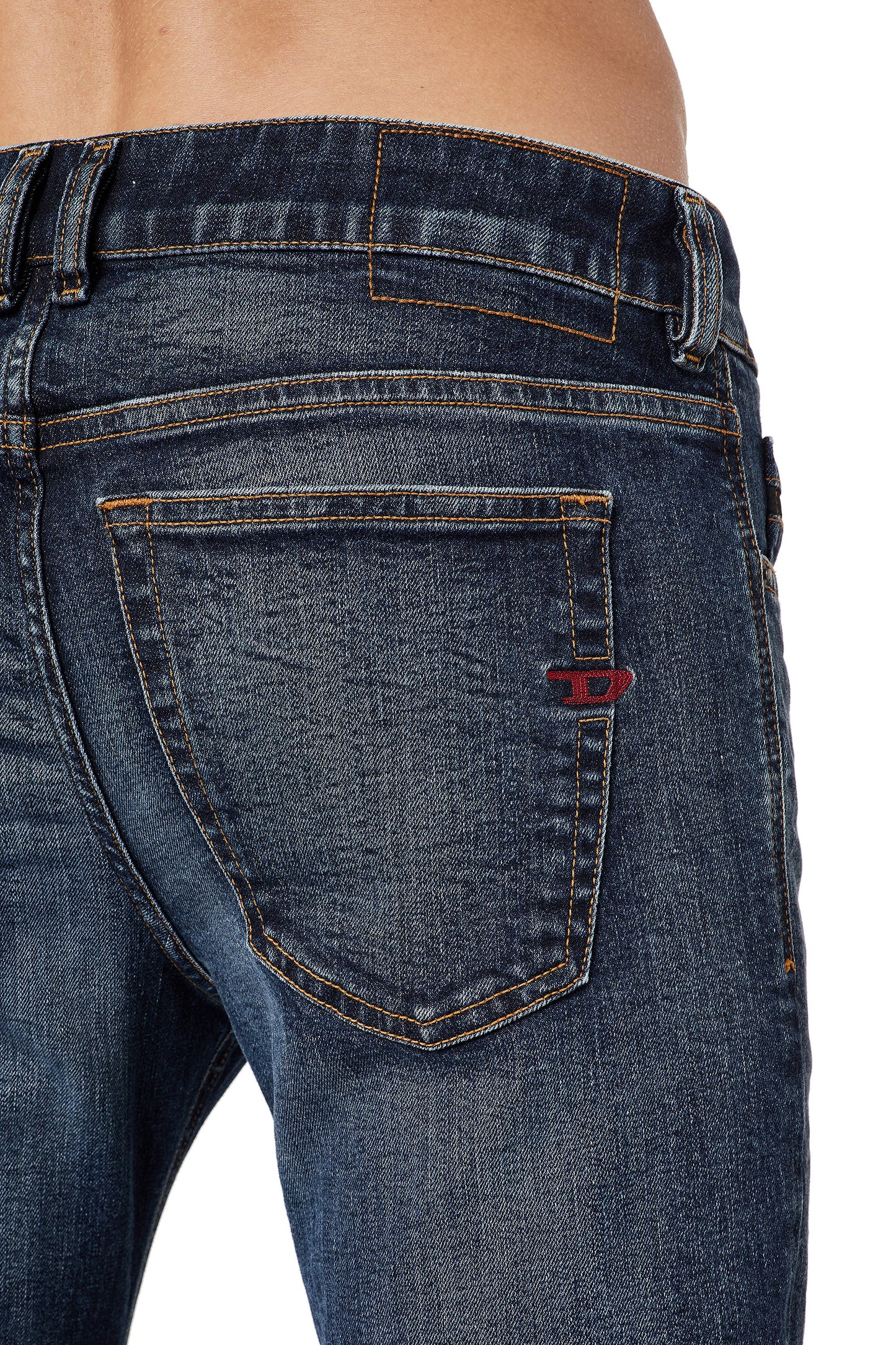 JEANS DIESEL SLEENKER 069YY
