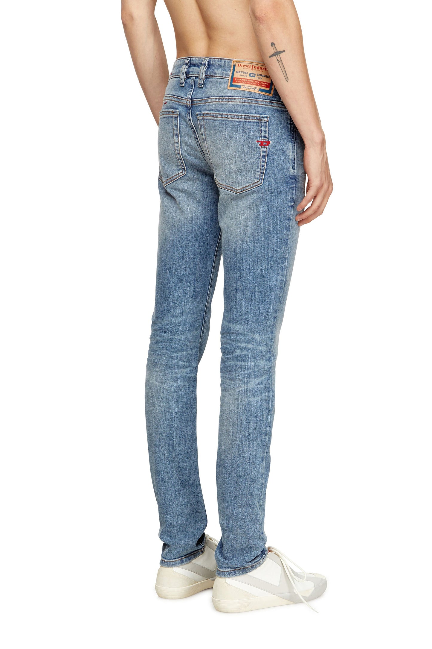 JEANS DIESEL 1979 SLEENKER 0DBDQ