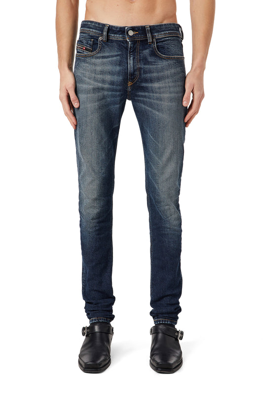 JEANS DIESEL SLEENKER 069YY